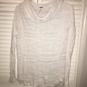 FREE PEOPLE SWEATER